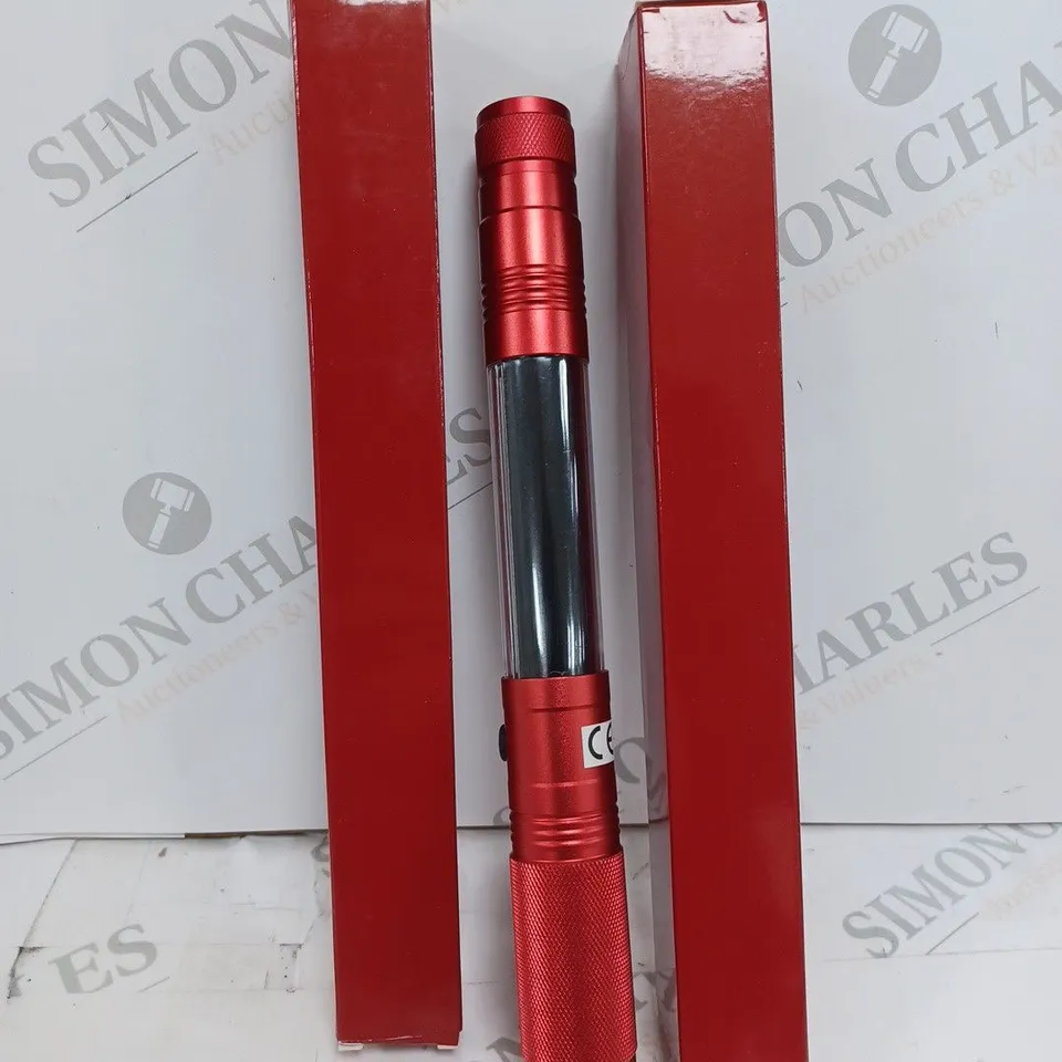 OUTLET SFIXX SET OF 2 TELESCOPIC MAGNETIC TORCHES WITH 185 LUMEN