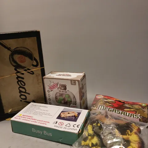 MEDIUM BOX OF ASSORTED TOYS AND GAMES TO INCLUDE CLUEDO, DINOSAUR TOYS AND SPEED PASS GAME
