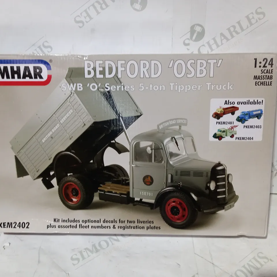 EMHAR PKEM2402 1:24 SCALE BEDFORD 'OSBT' SWB 'O' SERIES 5-TON TIPPER TRUCK MODEL