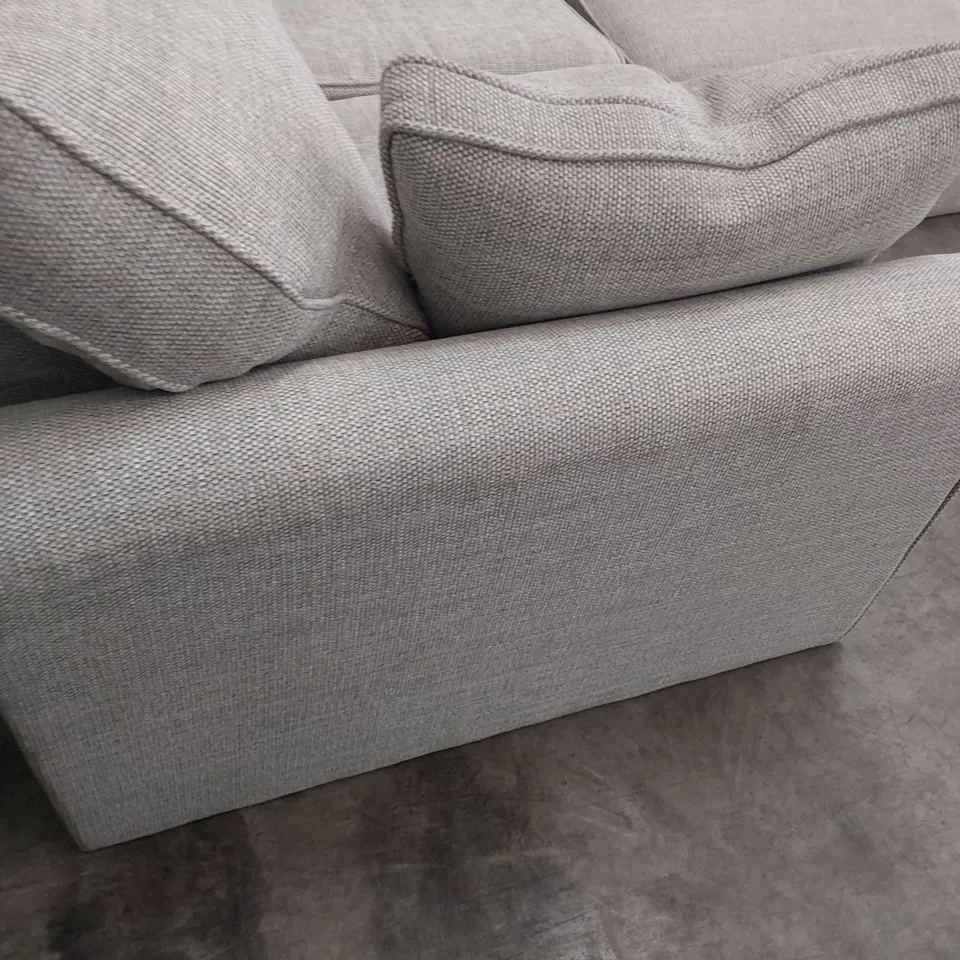 DESIGNER CORNER GROUP WITH BOLSTER CUSHIONS NATURAL FABRIC 