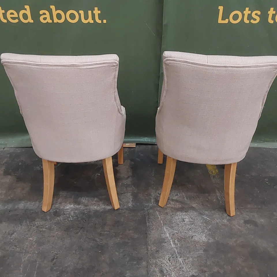 SET OF 2 DUKE OATMEAL FABRIC BUTTON BACK DINING CHAIRS WITH OAK LEGS 