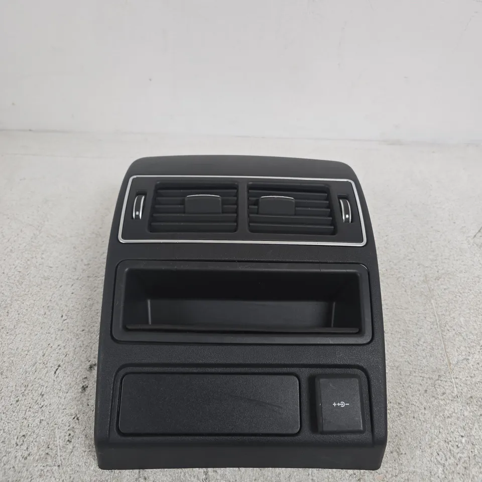 JAGUAR INTERIOR DASH VENT / CENTER CONSOLE PANEL WITH DUAL AIR VENTS