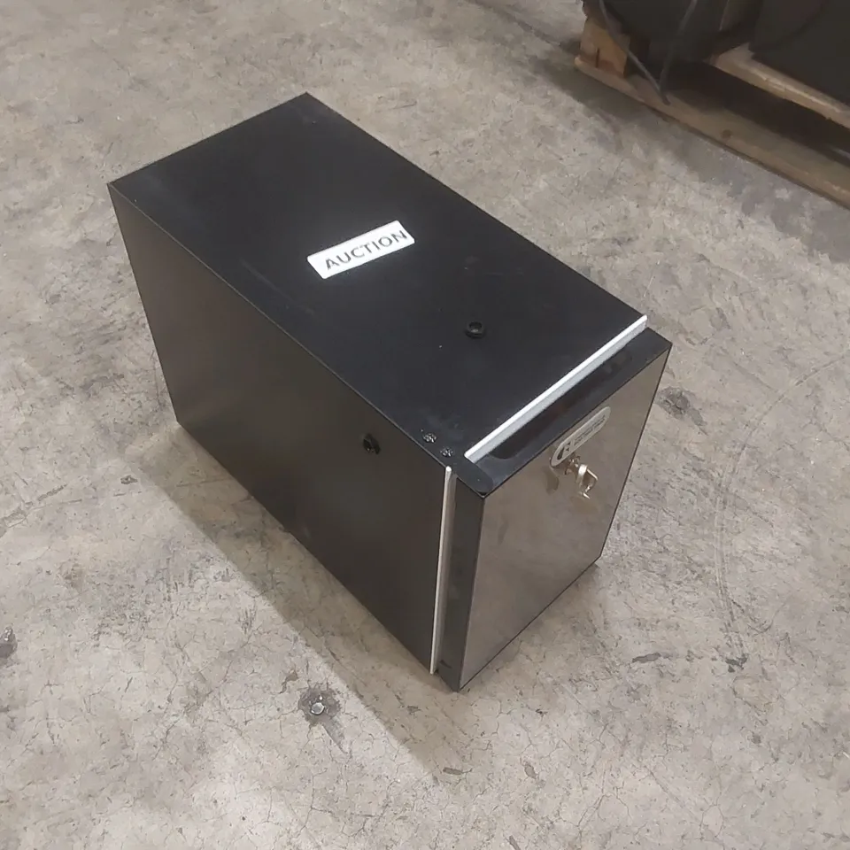VITRIFRIGO COMMERCIAL MILK CHILLER FOR COFFEE MACHINE
