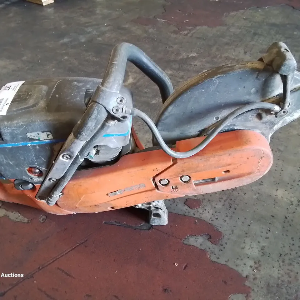 HUSQVARNA K760 CUT-N-BREAK DEEP CUT CONCRETE SAW. (NO DISC)