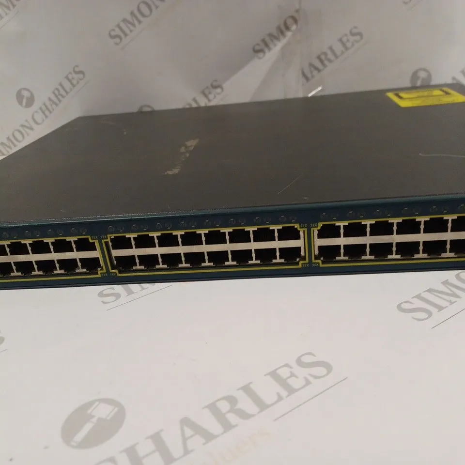 UNBOXED CISCO SYSTEMS CATALYST 2950 SERIES ETHERNET SWITCH