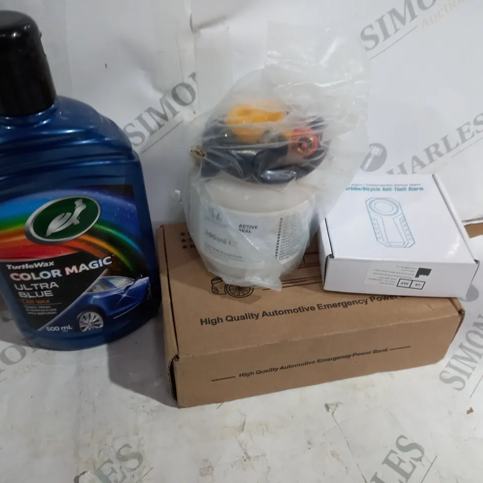 LOT OF ASSORTED ITEMS TO INCLUDE COLOR MAGIC / ANIT THEFT ALARM / POWER BANK 