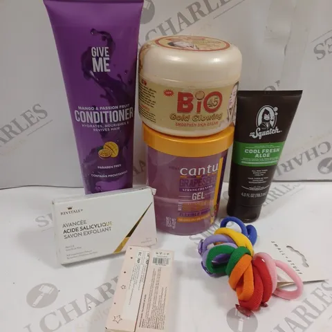 BOX OF APPROXIMATELY 15 ASSORTED COSMETIC ITEMS TO INCLUDE GIVE ME CONDITIONER, SQUATCH EXFOLIATE, SMALL STUFF BOBBLES ETC