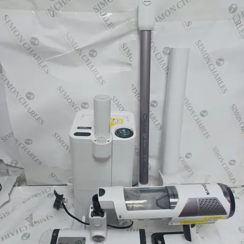 BOXED SHARK DETECT PRO 1.3L AUTO EMPTY VACUUM CLEANER IW3510UK