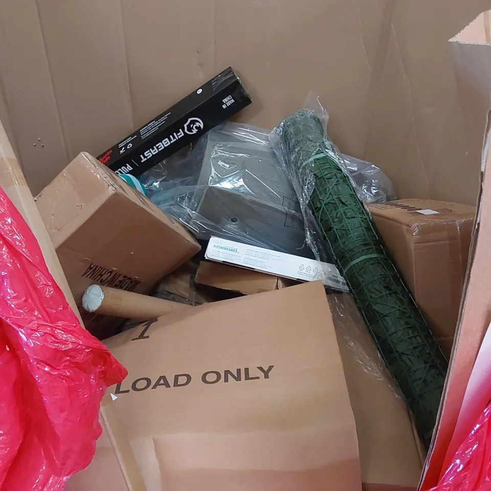 PALLET OF ASSORTED HOUSEHOLD ITEMS AND CONSUMER PRODUCTS TO INCLUDE; BOXED FURNITURE ETC