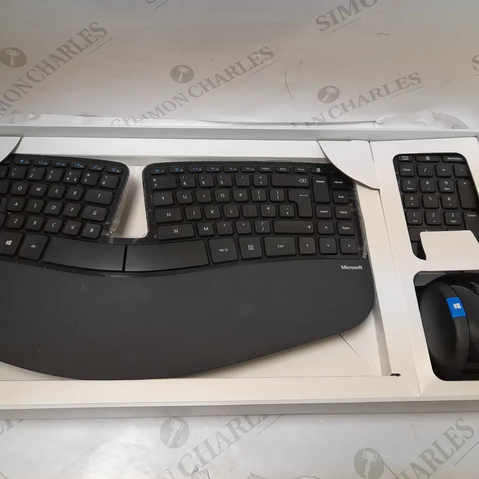 MICROSOFT SCULPT ERGONOMIC DESKTOP KEYBOARD