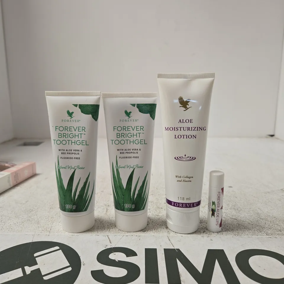 FOREVER BRIGHT TOOTHGEL (2) AND FOREVER ALOE MOISTURIZING LOTION (118 ML) WITH ALOE LIPS BALM