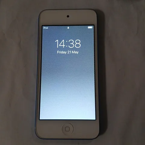 APPLE IPOD TOUCH – BLUE