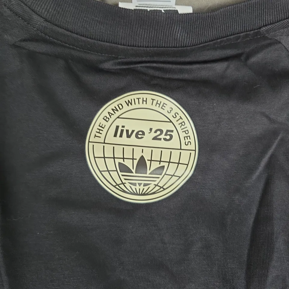 ADIDAS OASIS LIVE '25 T-SHIRT - BLACK/GREY, UK L