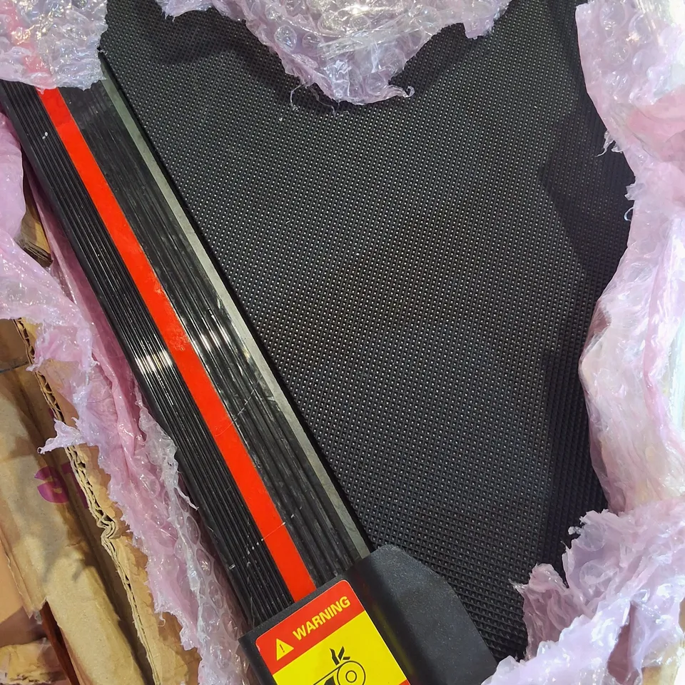 PALLET OF ASSORTED HOUSEHOLD ITEMS TO INCLUDE ADJUSTABLE DUMBELL SET, ROWING MACHINE AND MANUAL TREADMILL 