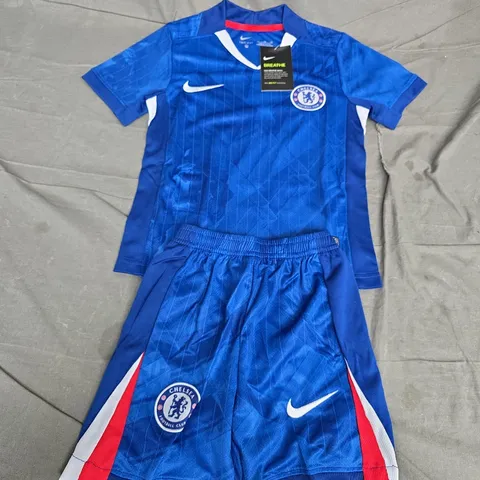 CHELSEA FC YOUTH FOOTBALL KIT – NIKE DRI-FIT, SIZE UK 18, BLUE
