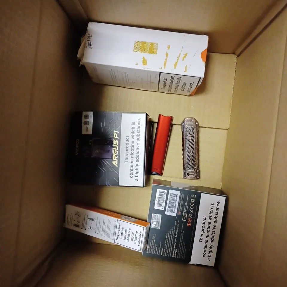 BOX OF APPROX 10 ITEMS TO INCLUDE ELEAF REFILLABLE POD, GEEK VAPE WENAX M1, OXVA XLIM SE. 