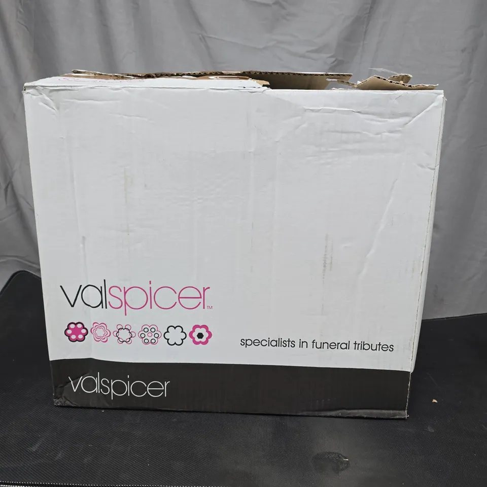 LOT OF 6 PACKS OF VAL SPICER FLORAL FOAM RINGS 4 RINGS PER PACK