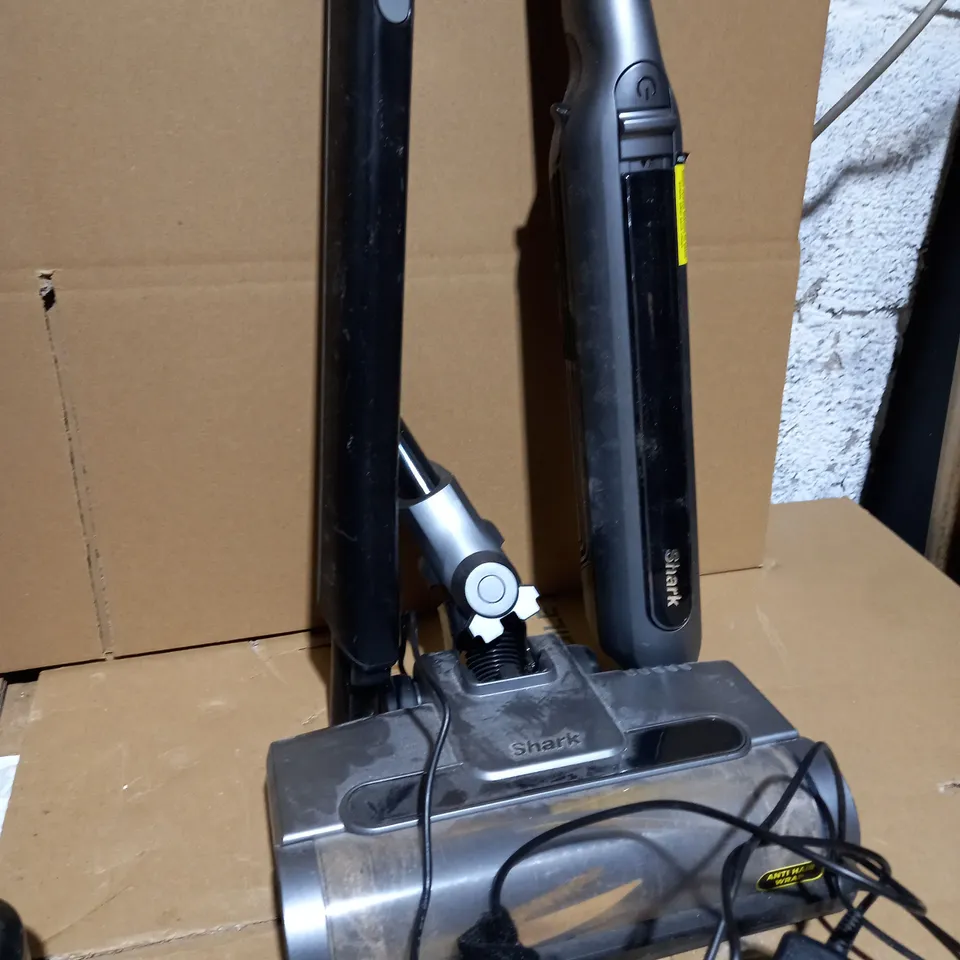 SHARK WANDVAC LIGHTWEIGHT CORDLESS HANDHELD VACUUM CLEANER WV361UK
