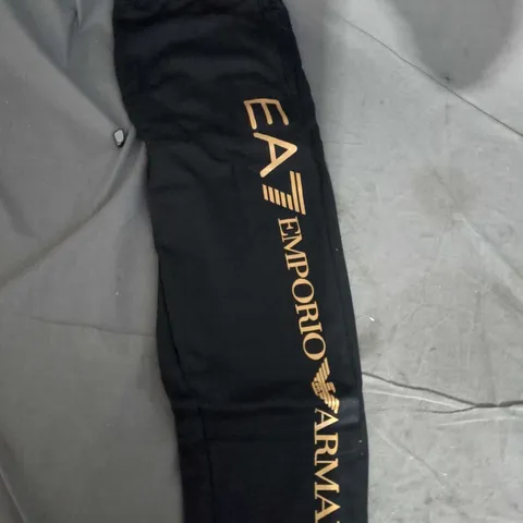 EMPORIO ARMANI EA7 LOGO TRACK PANTS – BLACK 