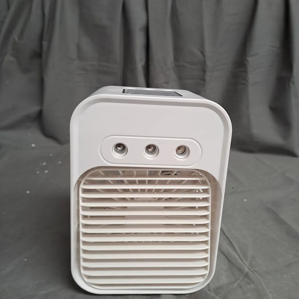 BOXED RECHARGEABLE PERSONAL SPACE COOLER FAN