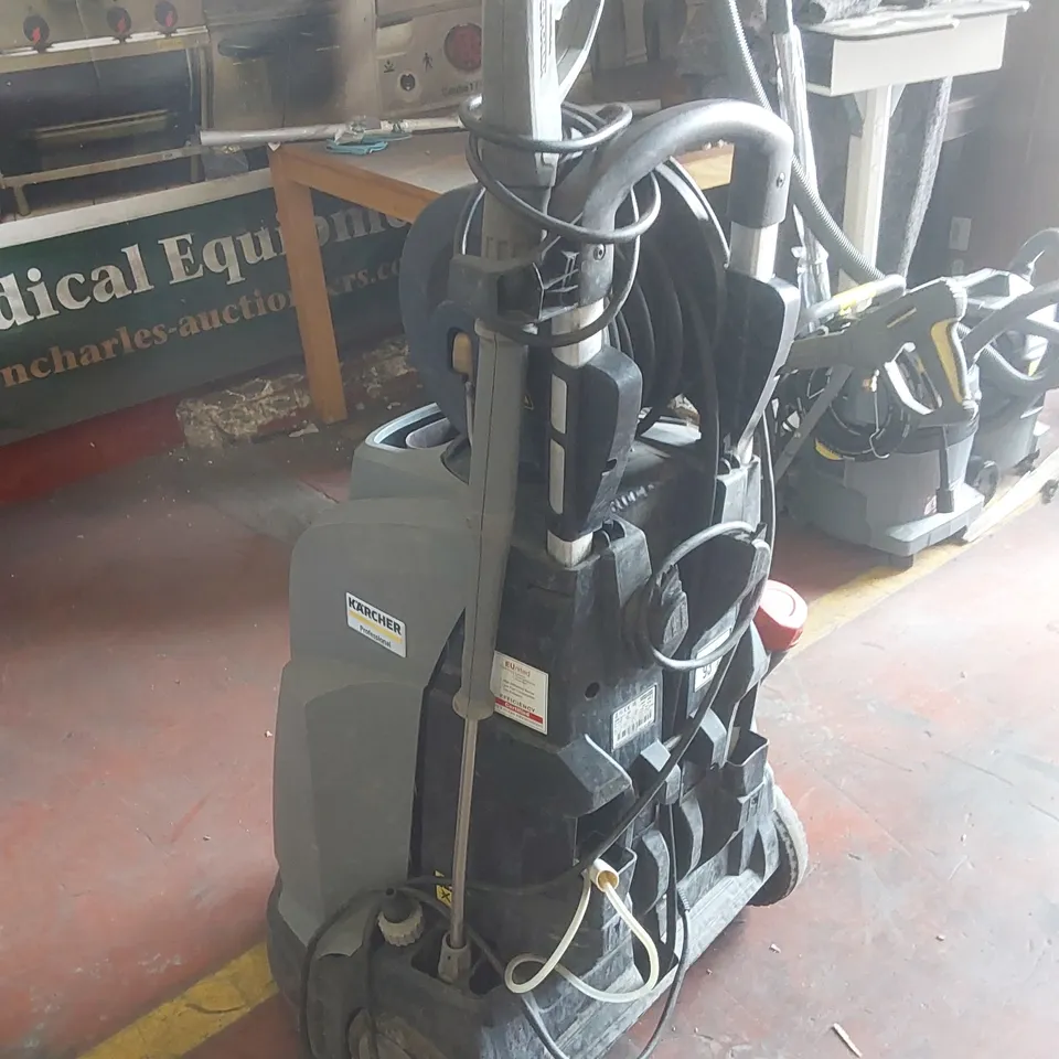 KARCHER HDS 5/11 UX HOT WATER PRESSURE WASHER