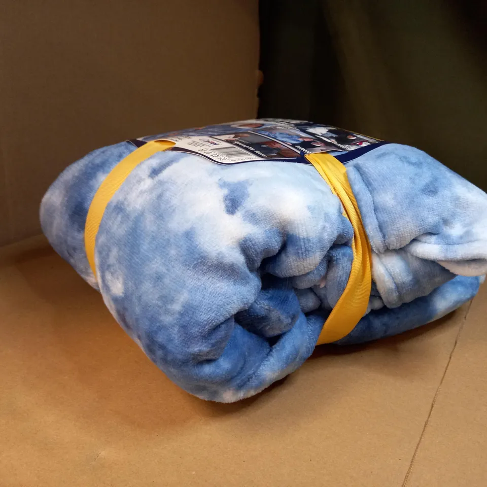 PACKAGED HUGGLE BLUE TIE DYE HOODIE - ONE SIZE FITS ALL