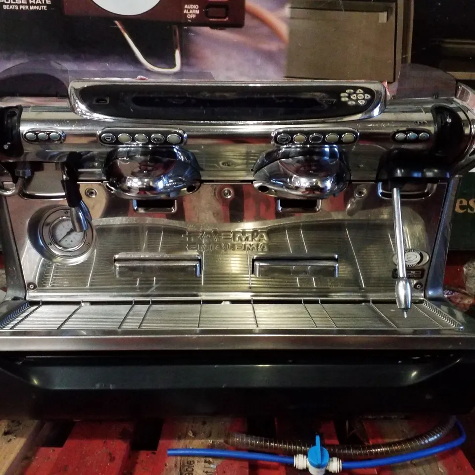 TRADITIONAL FAEMA EMBLEMA COFFEE MACHINE