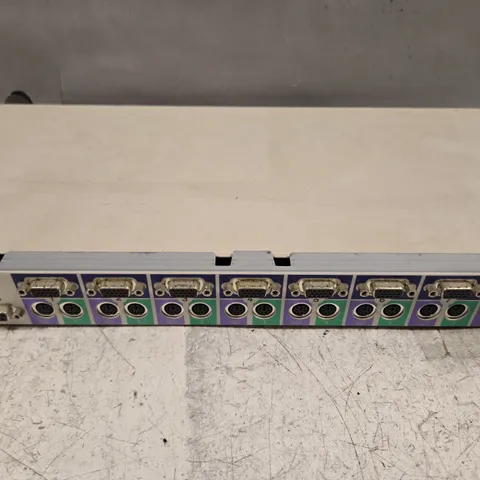COMPAQ SERIES EO1004B  PS2 KVM SWITCH 