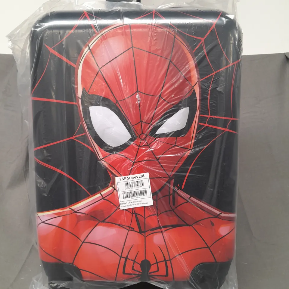 BOXED MARVEL SPIDER-MAN LUGGAGE SUITCASE