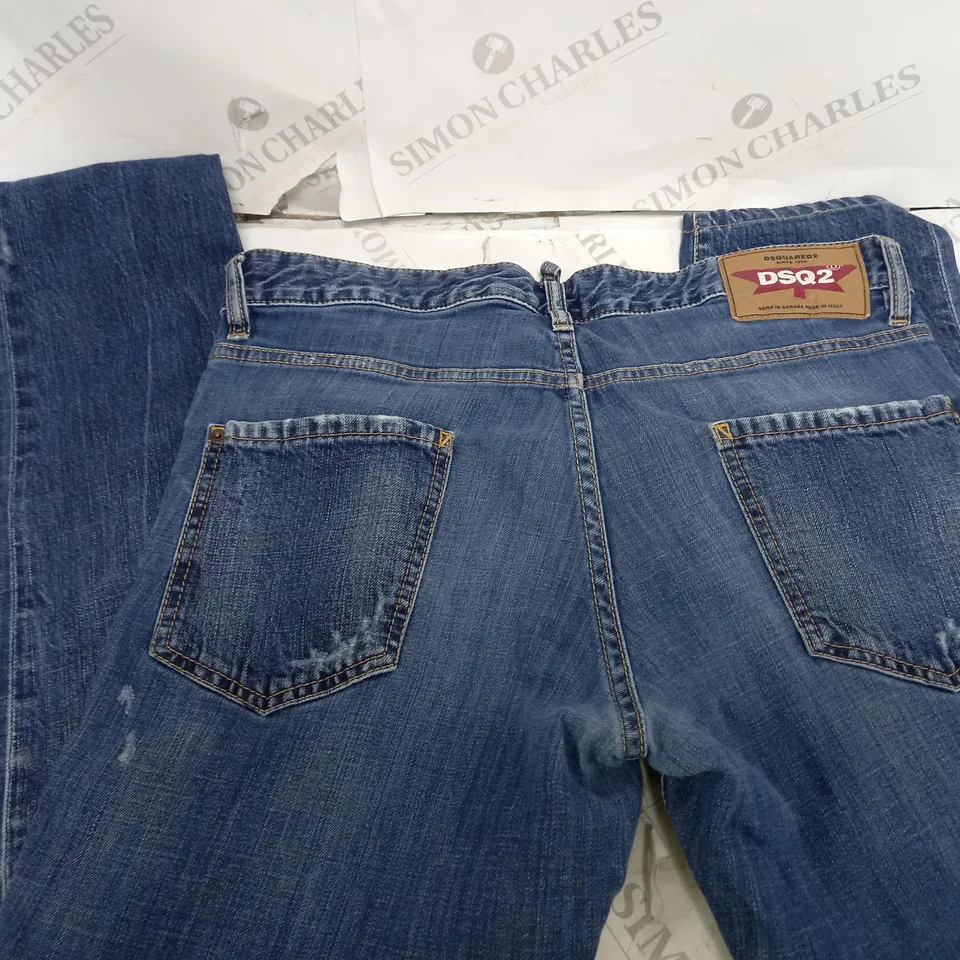 MENS BLUE DENIM DSQUARED 2 JEANS - SIZE 50 