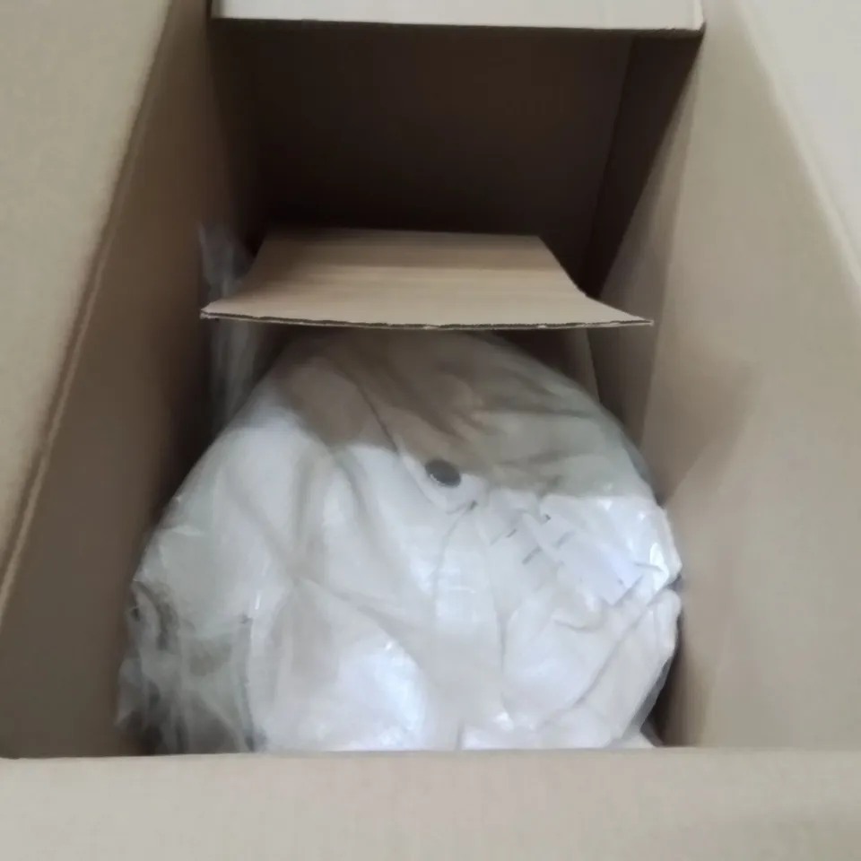 BOXED BRAND NEW APPROXIMATELY 4 JD WILLIAMS BOUCLE BOMBER JACKET CREAM SIZE 24
