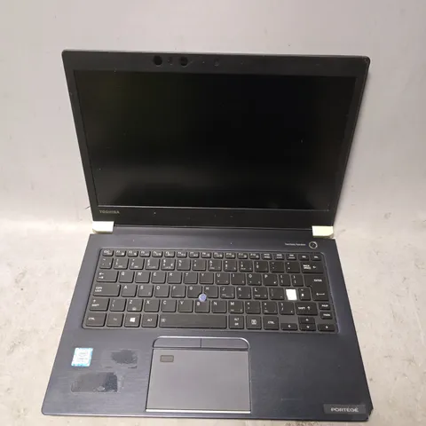 TOSHIBA PORTEGE X30-E-12