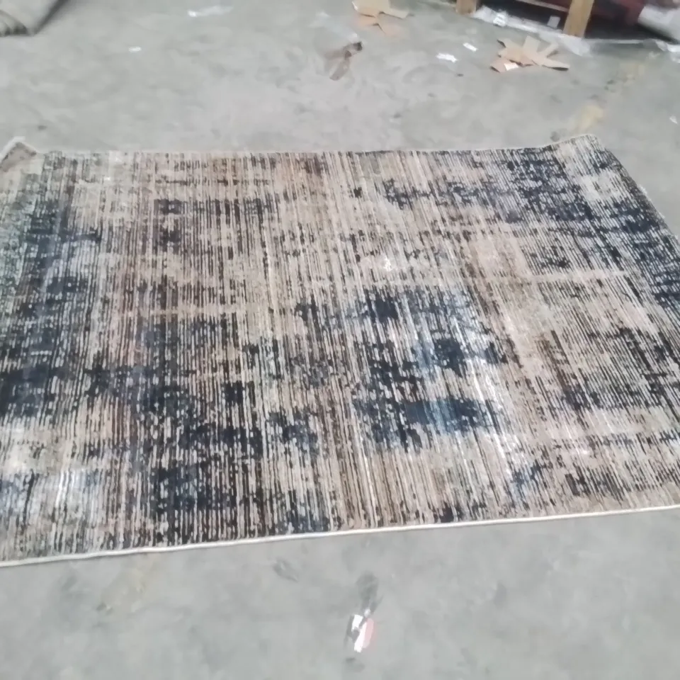 QUALITY DESIGNER AREA RUG - APPROXIMATELY 230X160CM