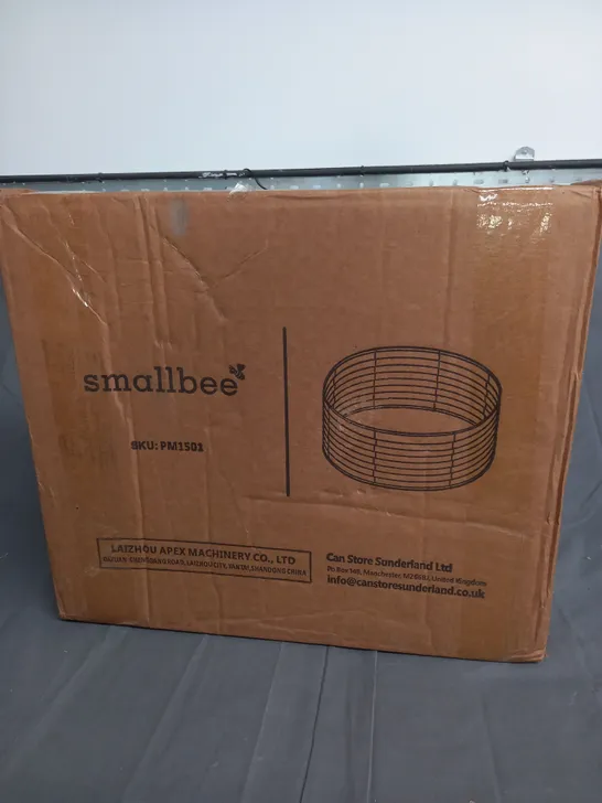 Lot 8340: SMALLBEE GARDEN BED - 4710987 | Simon Charles Auctioneers