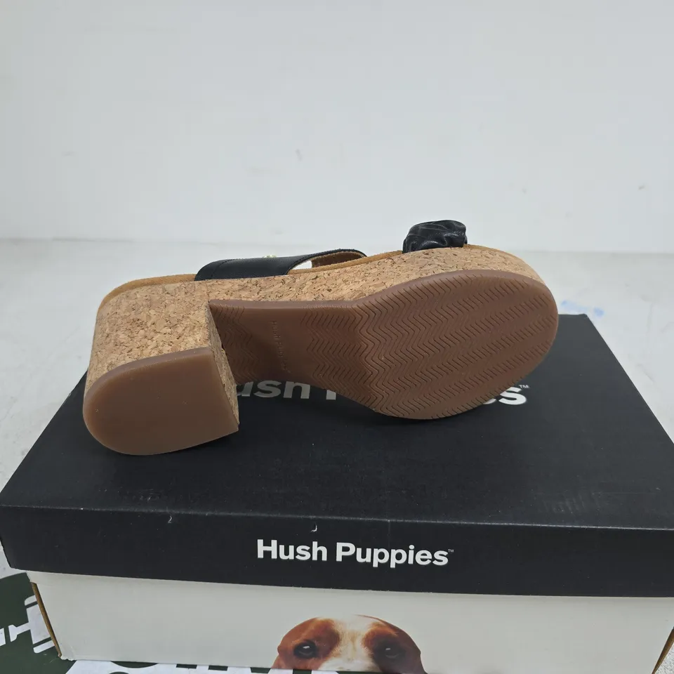 HUSH PUPPIES POPPY RUCHED SLIDERS BOLD BLACK LEATHER SIZE 7 BOXED