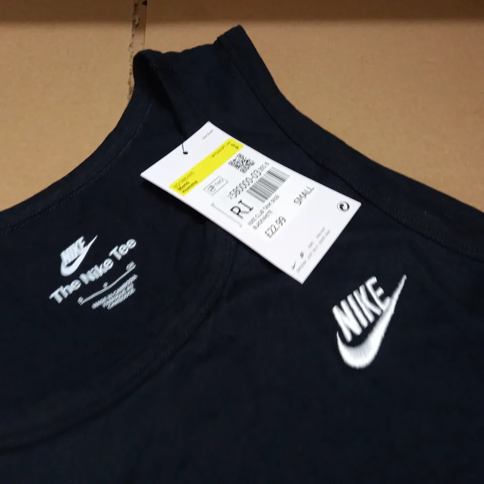 THE NIKE BLACK VEST - S