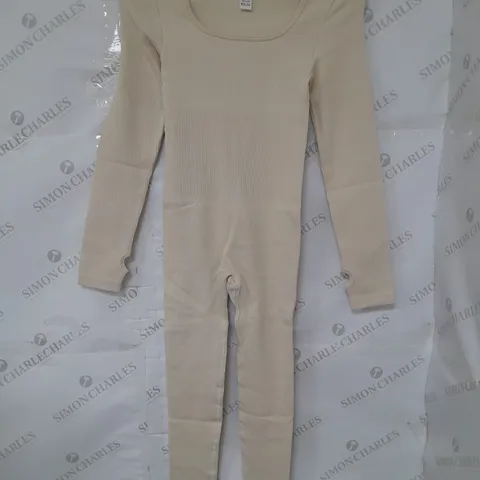 MOOSLOVER RIBBED FITTED LONG SLEEVE JUMPSUIT IN CREAM SIZE S