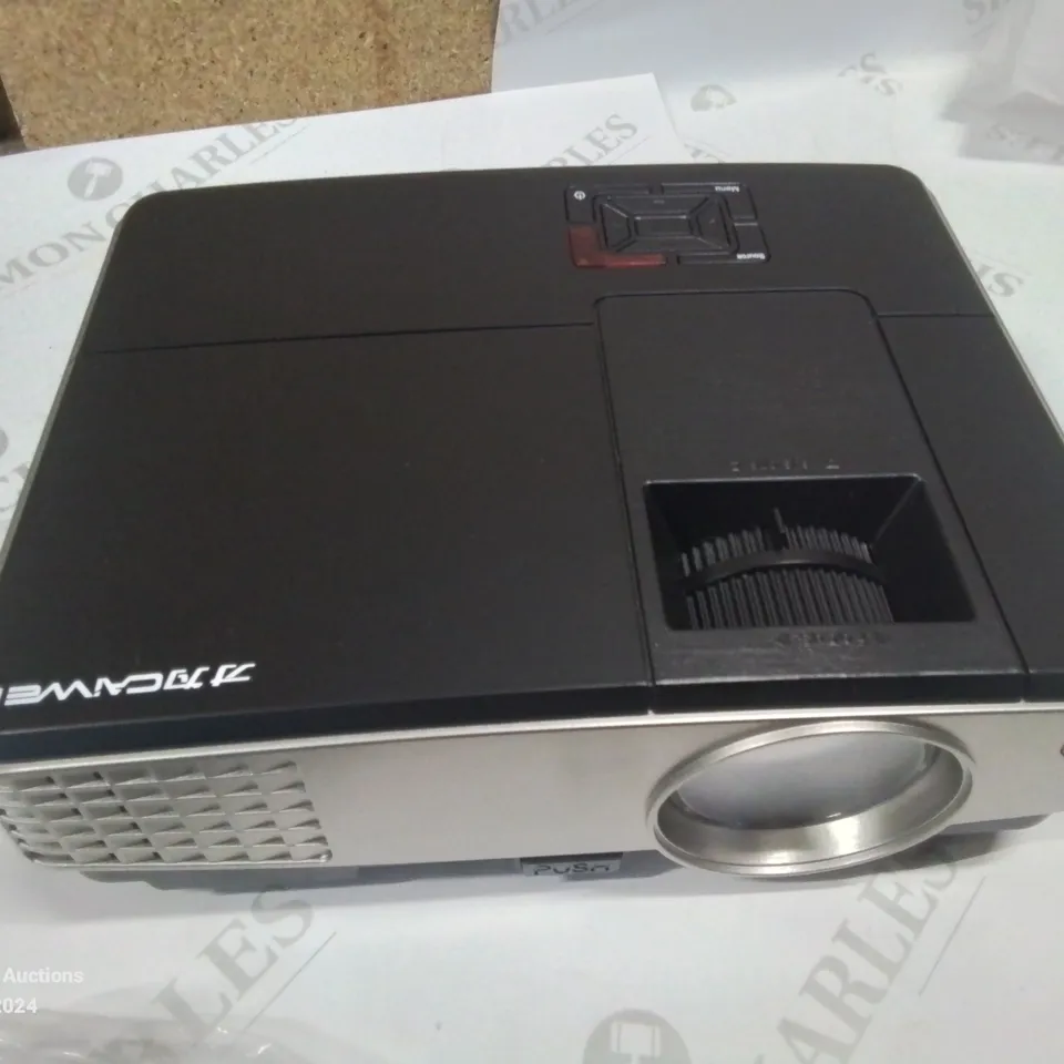 BOXED DIGITAL LED PROJECTOR 