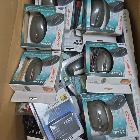 APPROXIMATELY 15 ASSORTED ELECTRICAL PRODUCTS TO INCLUDE MICE, HEADSETS ETC - COLLECTION ONLY 