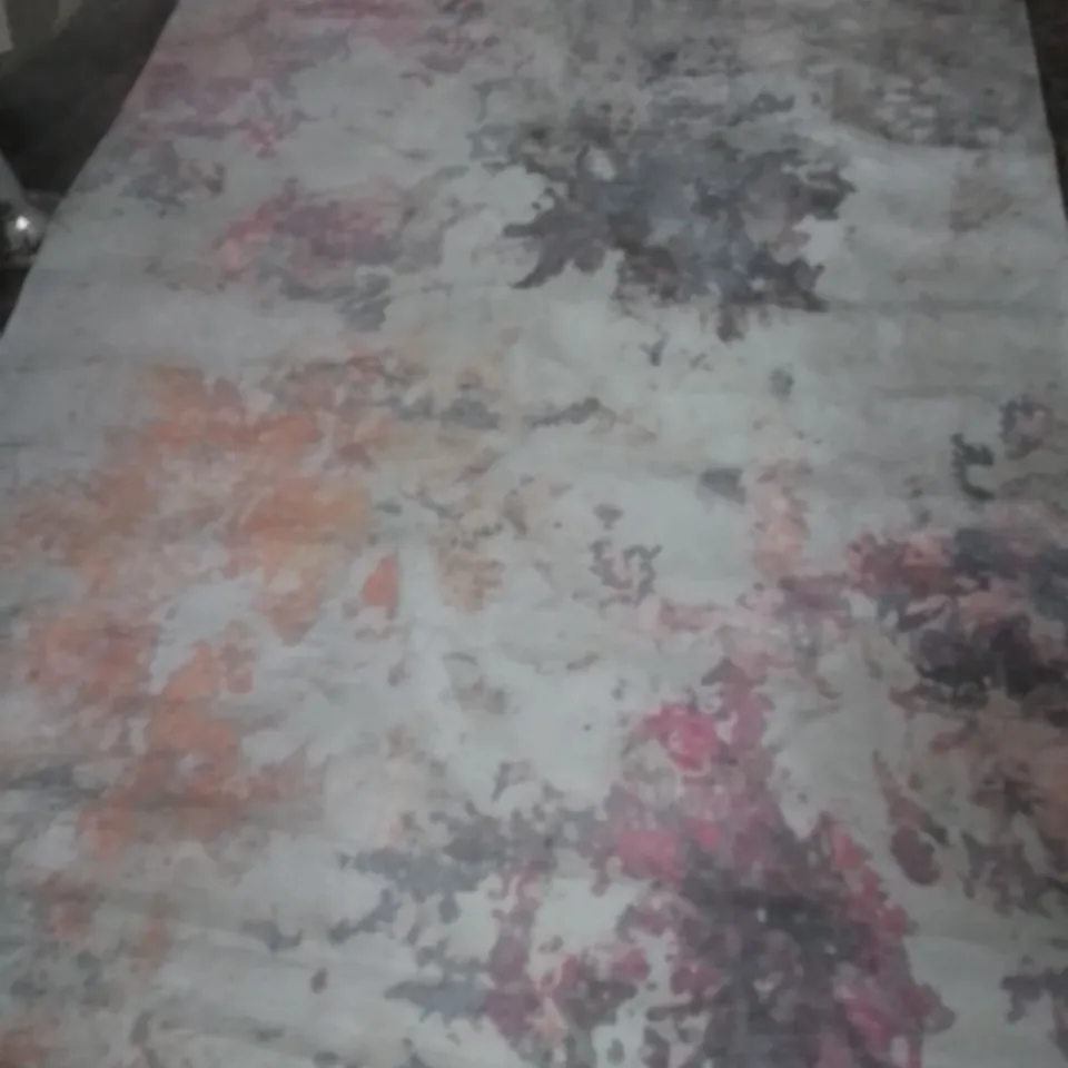 DESIGNER RUG PATTERN (LIGHT COLOURS) 220x155cm