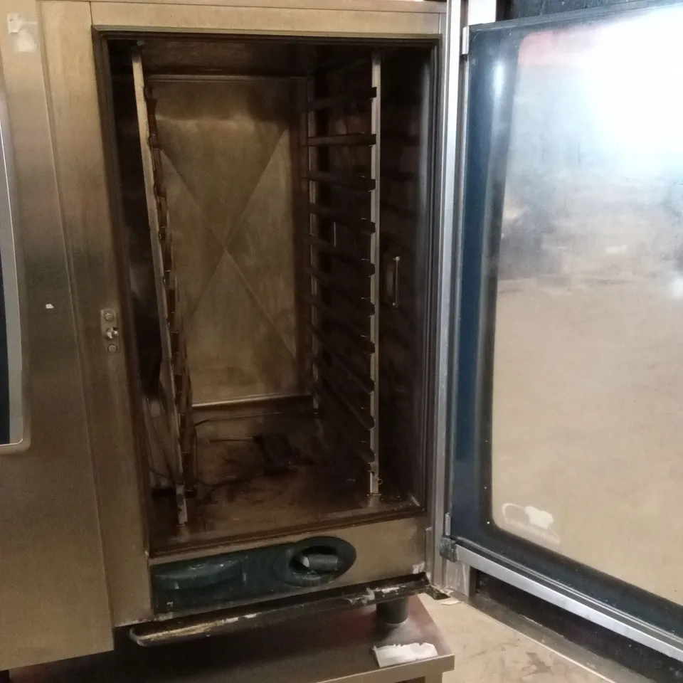 RATIONAL SCC WE101 COMMERCIAL COMBI OVEN ON MOBILE TROLLEY BASE