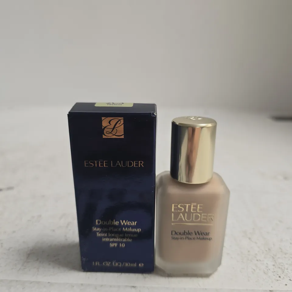 ESTÉE LAUDER DOUBLE WEAR FOUNDATION – FRESCO (2C3), BOXED