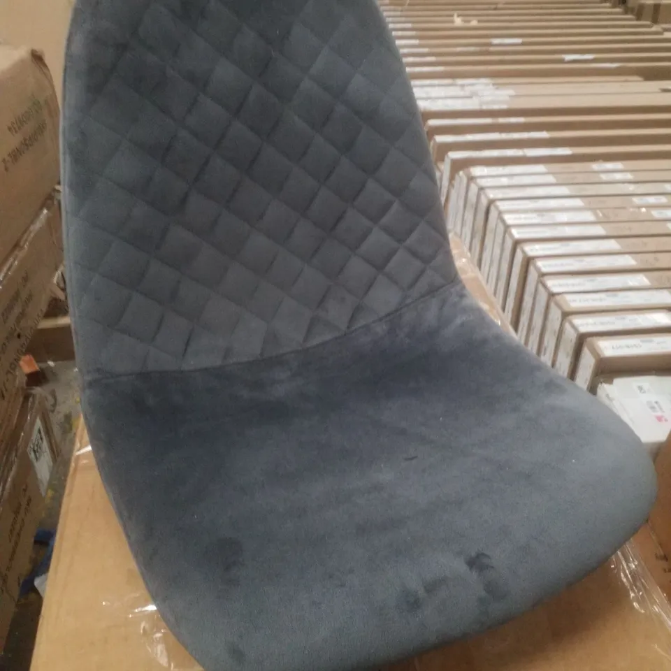 BOXED SET OF 4 GREY VELVET DIAMOND BACK DINING CHAIRS 
