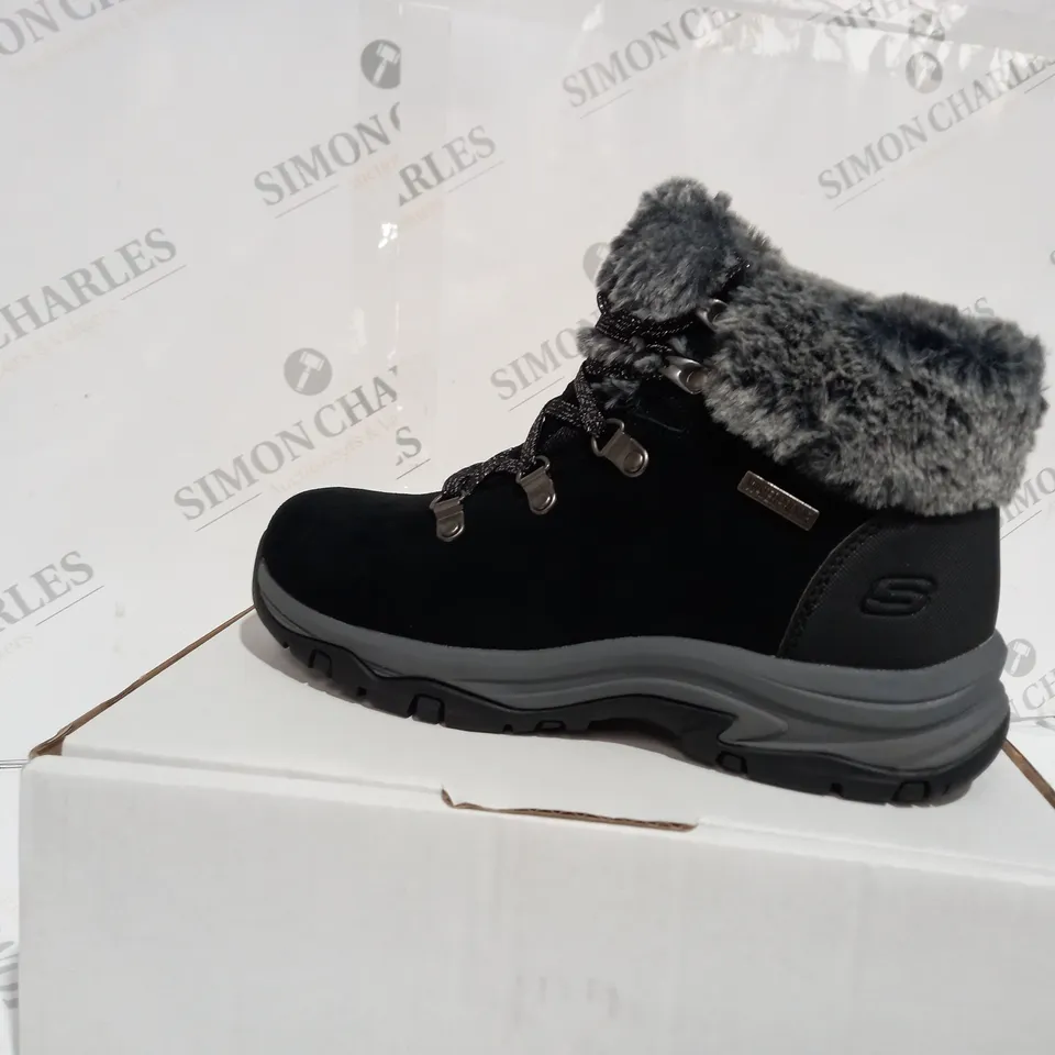 SKECHERS FAUX CUFF BOOTS, BLACK - SIZE 4