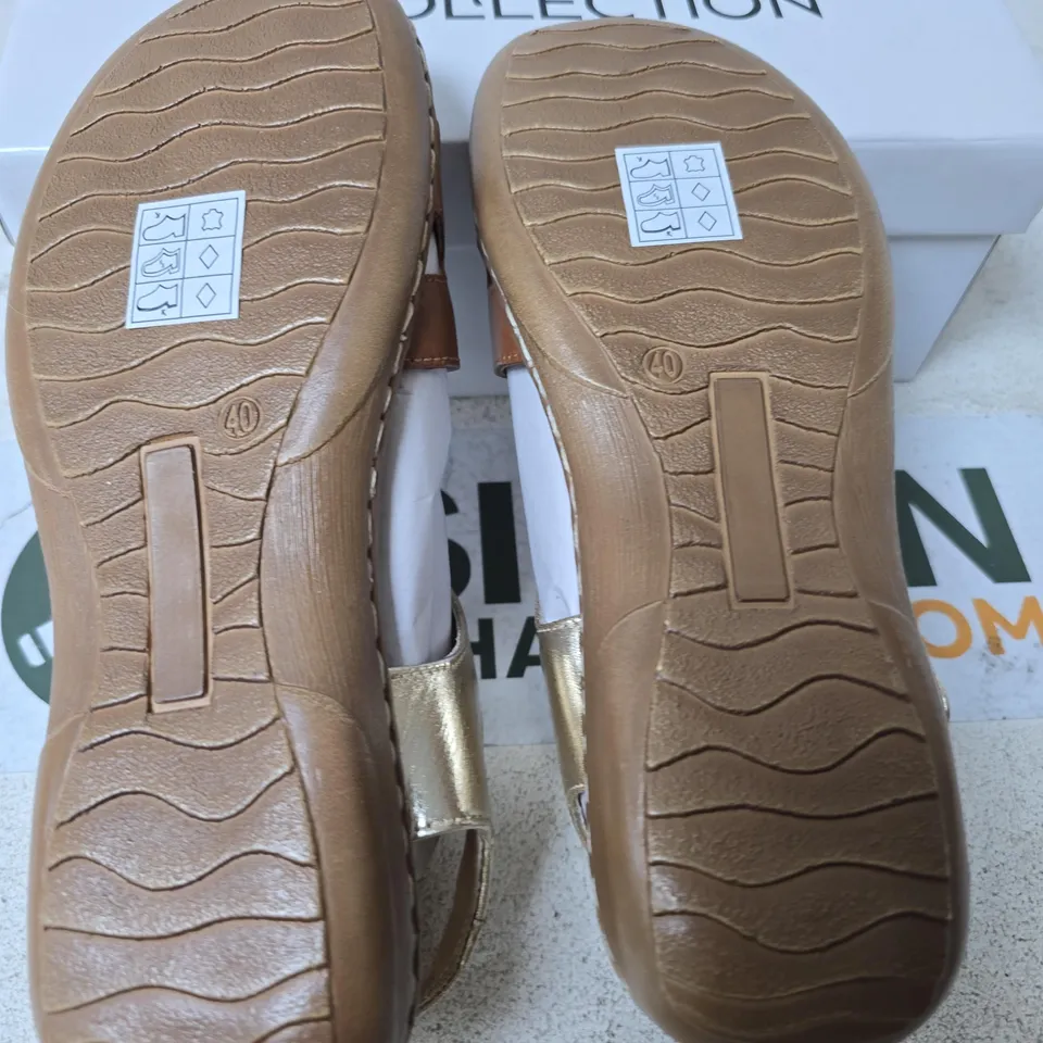 BOXED LEATHER COLLECTION NATASHA SANDALS, GOLD - SIZE 7