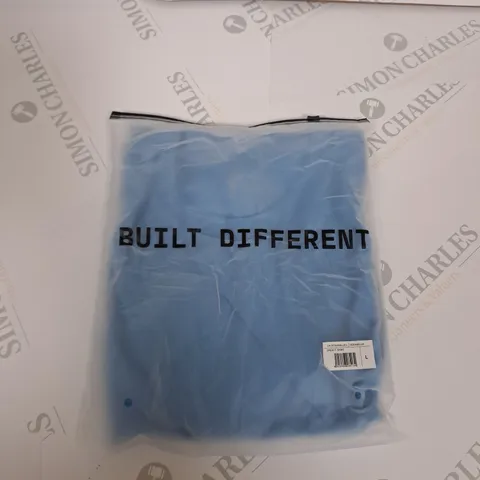 BAGGED BUILT DIFFERENT CREW T-SHIRT SIZE L