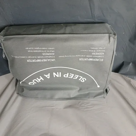 SLEEP IN A HUG SLEEP POD 