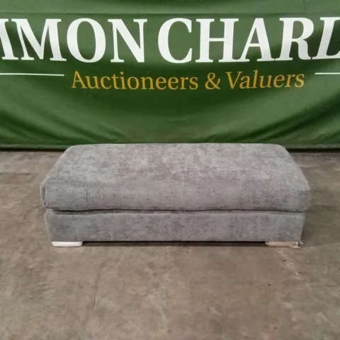 BROADGATE LARGE FOOTSTOOL - GREY