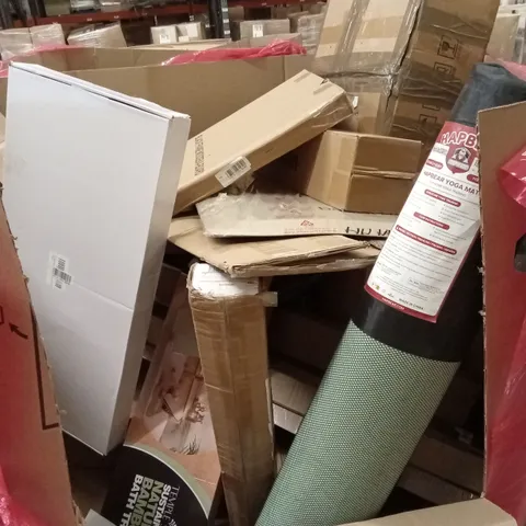 PALLET OF ASSORTED HOUSEHOLD GOODS AND PRODUCTS TO INCLUDE; CHAIR MAT, YOGA MAT, BAMBOO BATH TRAY ETC