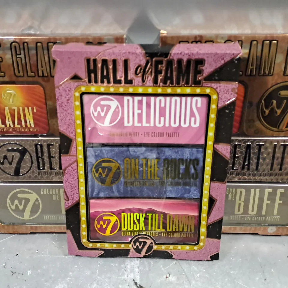 3 W7 BEAUTY GIFT SETS (2 X THE GLAM BOX, 1 X HALL OF FAME) 